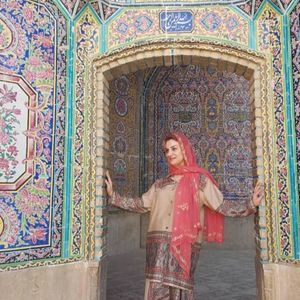 Meet your Posher, Faranak